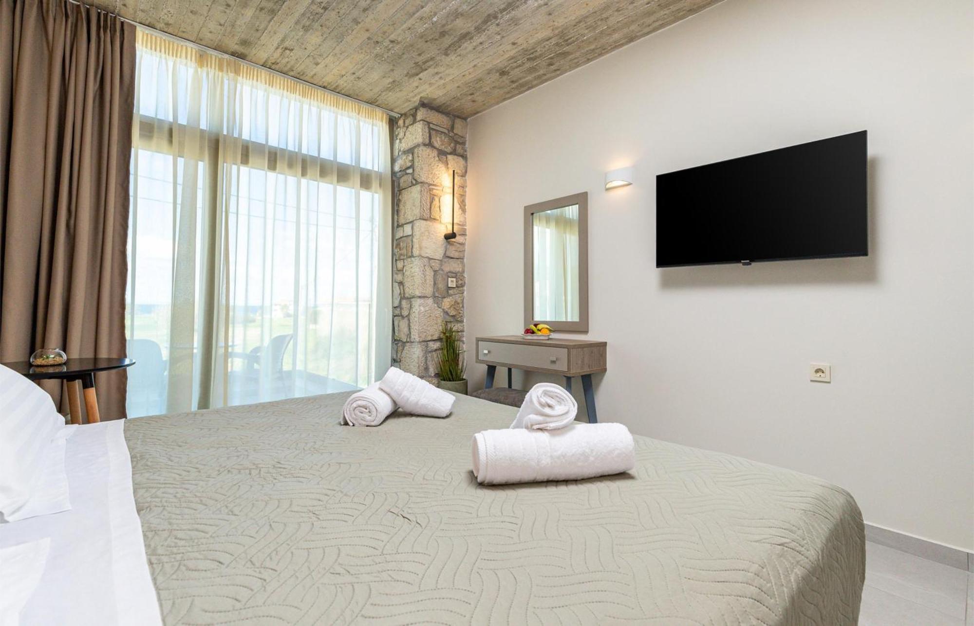Achatis Apartments With Sea View コリンバリ エクステリア 写真