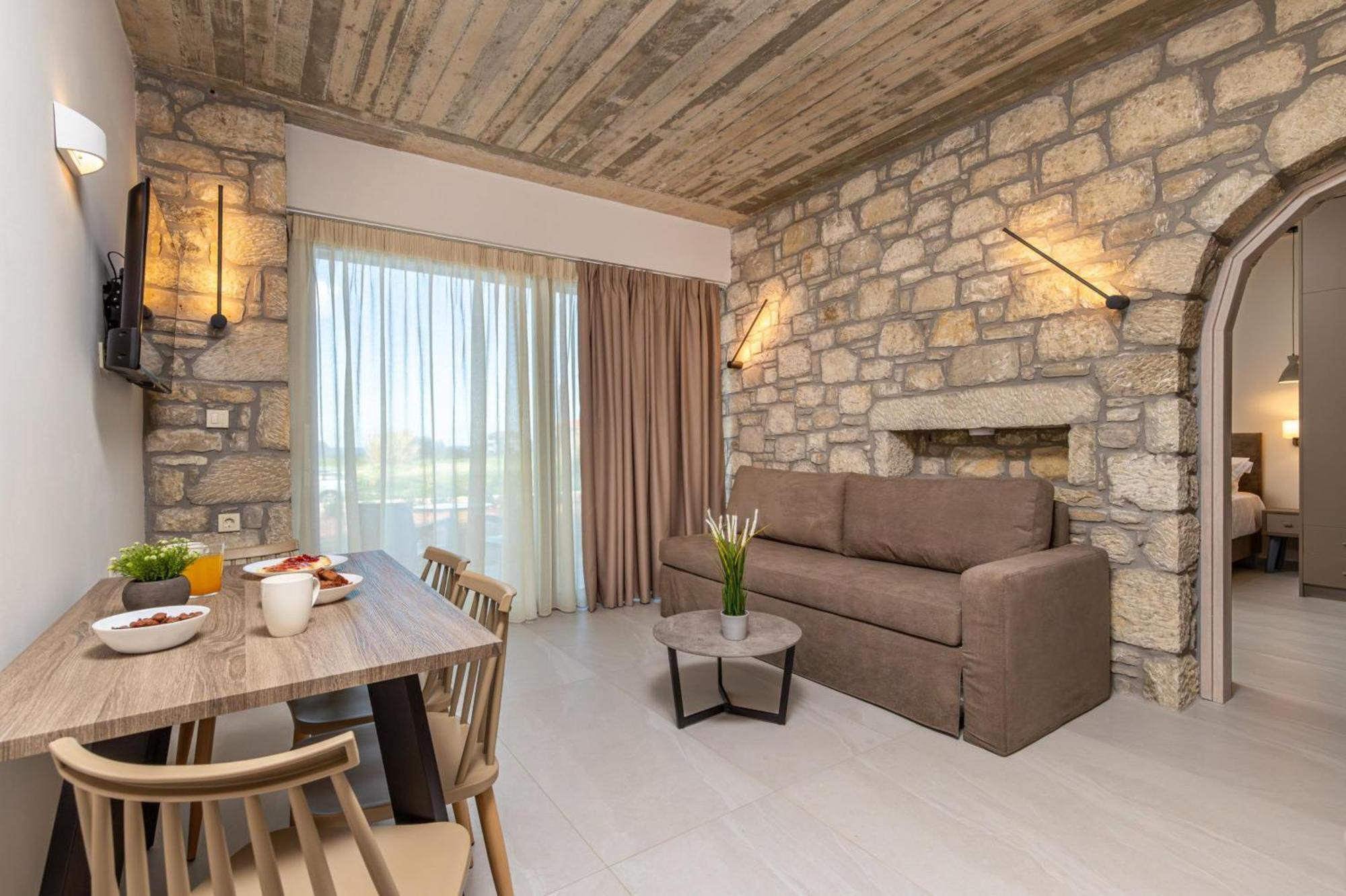 Achatis Apartments With Sea View コリンバリ エクステリア 写真