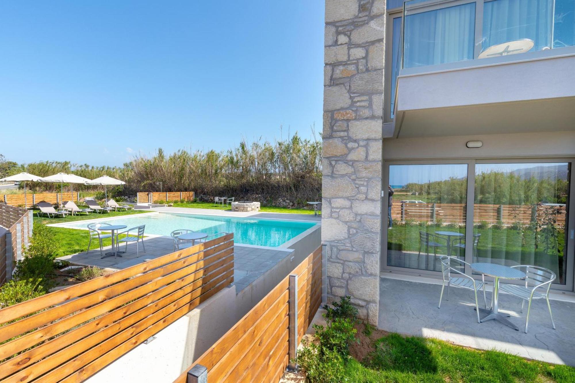 Achatis Apartments With Sea View コリンバリ エクステリア 写真
