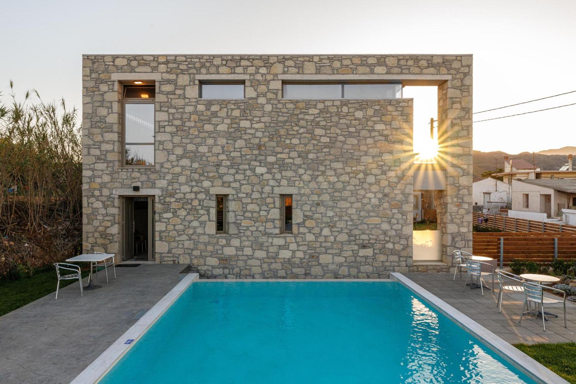Achatis Apartments With Sea View コリンバリ エクステリア 写真